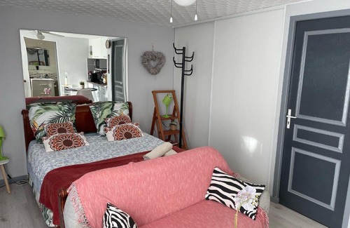 Montagnac Apartment | STUDIO
