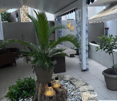 Haniotis Apartment | Studio Green Patio