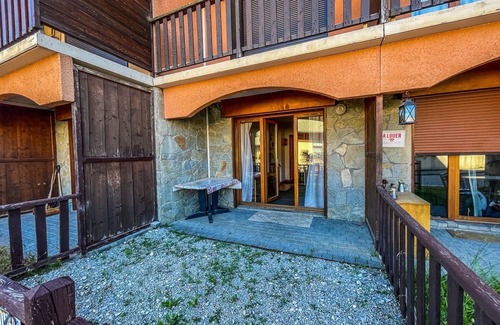 Le Devoluy Apartment | Studio Ground floor - sleeps 4 - La joue du loup