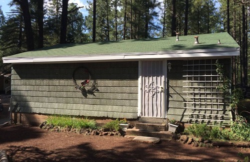 Pinetop Cottage | STUDIO GUEST COTTAGE ON THE NATIONAL FOREST