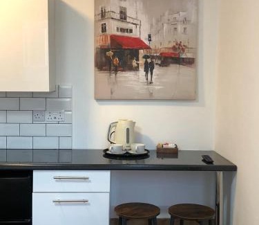 Bolton Apartment | Studio in Bolton town, Short stay studio 5,