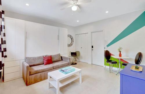 Hendricks and Venice Isles Apartment | Studio in Las Olas near FL Beach