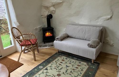 Mawddwy Apartment | Studio in medieval Welsh farmhouse
