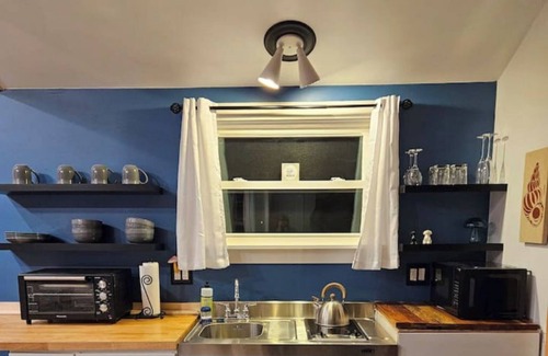 Monkton House | Studio in the country w/Hot Tub