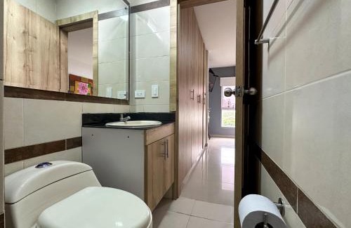 Cali Apartment | Studio in the Flora jacuzzi406