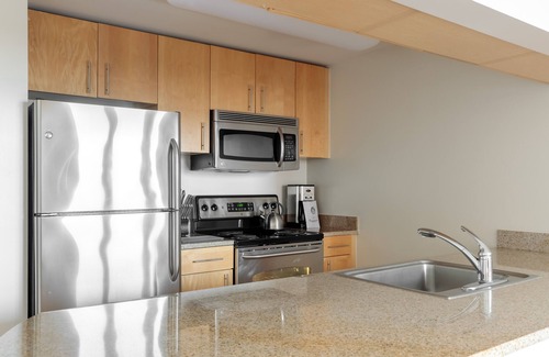 Downtown Jersey City Apartment | Studio in the Heart of Downtown Jersey City