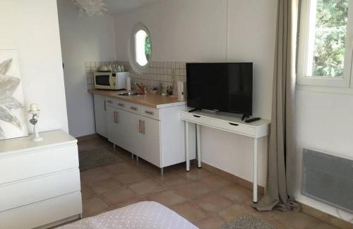 Balaruc-les-Bains Apartment | Studio indépendant