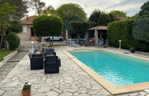 Quartier des Espesses Apartment | Studio indépendant calme pas loin du centre