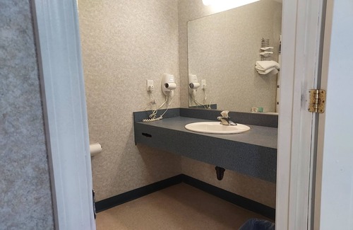 Galloway Hotel | Studio Inn and Suites Absecon NJ, Atlantic City