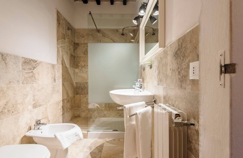 Monterotondo Marittimo Other | Studio on organic farm located in ancient hamlet.