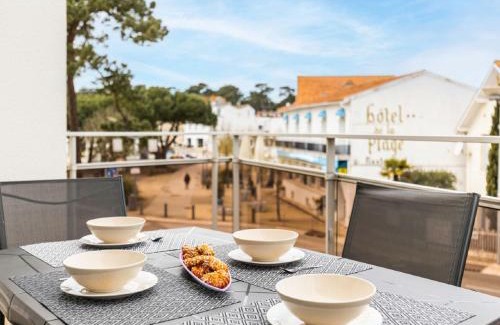 Saint-Palais-sur-Mer Apartment | Studio Les Adichats by Interhome