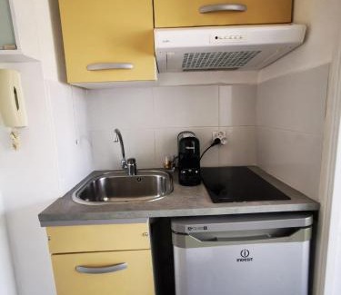 Saint-Aygulf Apartment | Studio Little Sun I Tout à pied I Détente & Plage