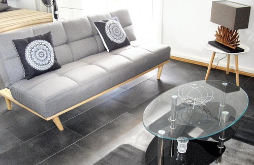 Baillif Apartment | Studio lumineux avec vue sur la mer à Baillif – 45 m² + Terrasse