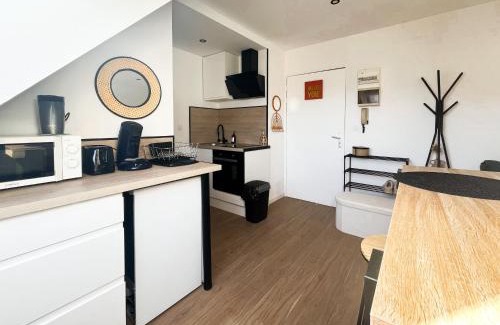 Madeleine - Saint-Leonard Apartment | Studio lumineux et rénové - 2 personnes