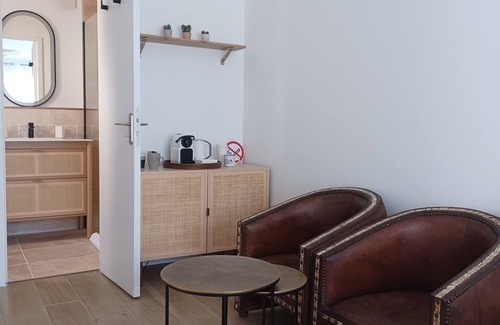 Merignac Apartment | Studio Mérignac Centre, Entièrement Refait à Neuf
