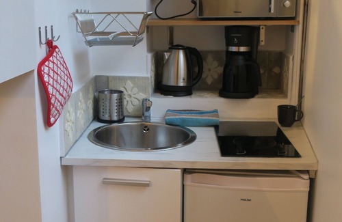 Quartier de la Roquette Apartment | Studio Marais Ménilmontant