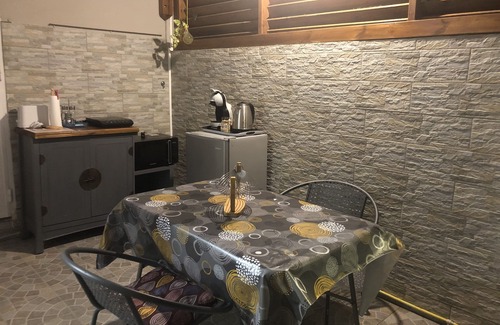 Vieux-Habitants Apartment | Studio Mawima