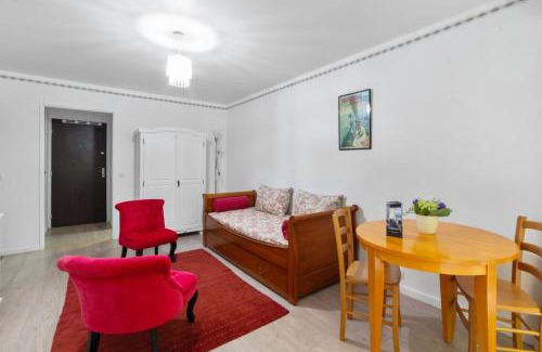 Trouville-sur-Mer Apartment | Studio Messa - Welkeys