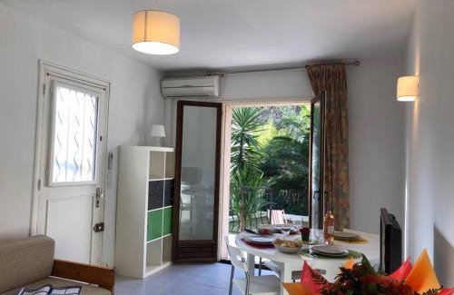 Boulouris-sur-Mer Apartment | Studio Mezzanine avec Jardin Privatif, Parking et Clim - Saint-Raphaël - FR-1-226A-81