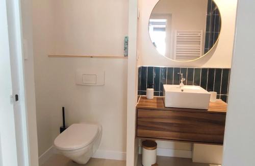 Chasseneuil-du-Poitou Apartment | Studio Moderne et Confortable - Clim & Futuroscope