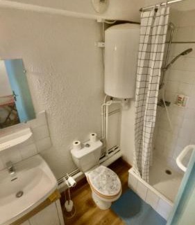 Paray-le-Monial Apartment | Studio N216 Quiet and functional