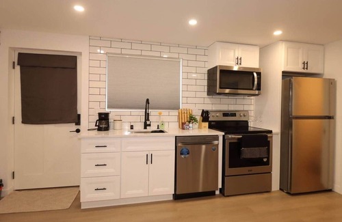 Columbia City House | Studio near Downtown, Airport, Stadium, light rail, train