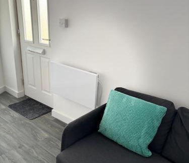 Stonnall Apartment | Studio Near NEC, Airport, HS2
