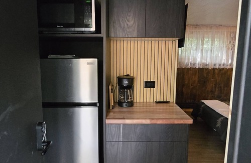 Wellston Apartment | Studio Near Tippy Dam & Lake Michigan - Janix Escapes