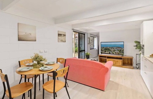 Nelson Bay House | Studio Nelson – rustic pet friendly coast house, perfectly located close to beach and cafes
