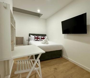 Kings Cross St. Pancras Apartment | Studio next to King Cross C