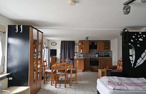 Ober-Morlen Apartment | Studio OM2 = Angela - Haus OM für 1-16 Personen, 23km bis Ffm-nord