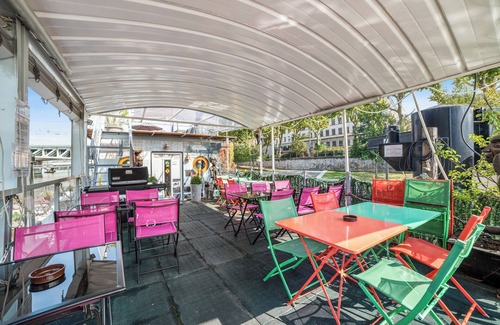 2nd Arrondissement Apartment | Studio Péniche au coeur de Lyon pour 2 personnes, insolite et calme