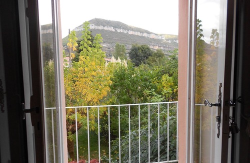 Millau Apartment | Studio Près des Quais du Tarn à Millau à 5 mn Centre Ville