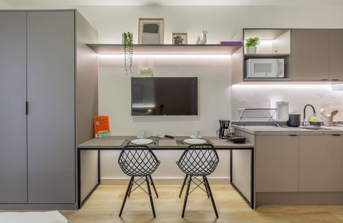 Prado Velho Condo | Studio Premium 27m²