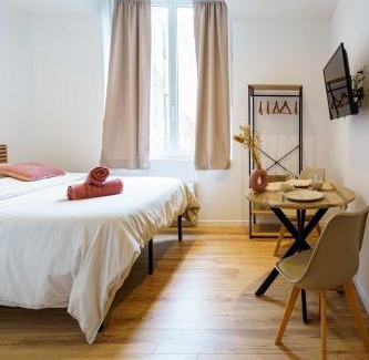 Saint-Quentin Apartment | Studio Relax 2pers wifi