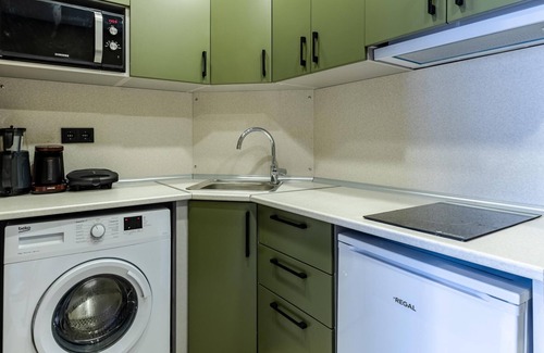 Fatih Apartment | Studio Room 6 min to Yedikule Fortress in Fatih