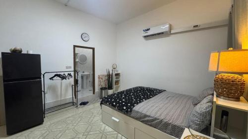 Abu Dhabi House | Studio Room in Corniche