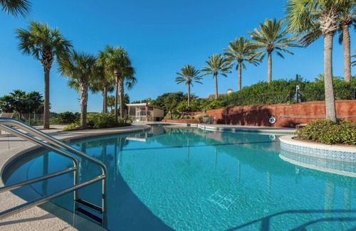 Four Mile Village Condo | Studio @SanDestin Luau! Sleeps 4! Pool w/waterfall! Walk 2 beach!