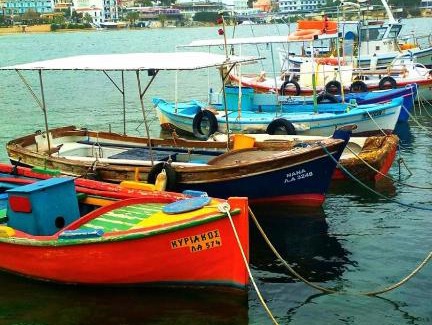 Agia Marina Apartment | Studio saronis