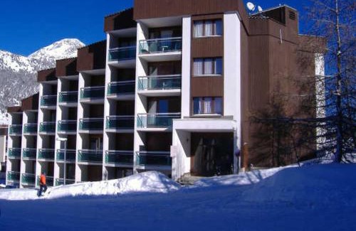 Montgenevre Apartment | Studio ski-in/ski-out 6 pers, balcon, cuisine équipée - FR-1-445-144