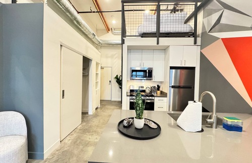Santa Ana Apartment | Studio-style loft with Garage door only 6 miles from Disney!