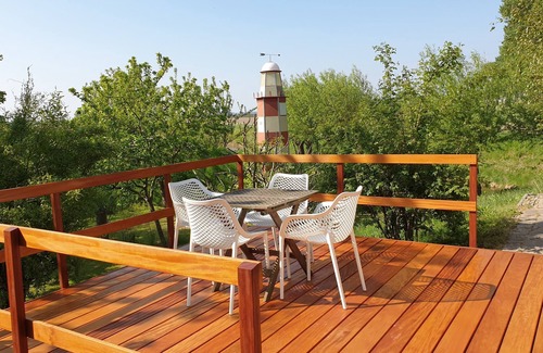 Geersdijk Cottage | Studio Wijtvliet ~ Holiday home in a rural location surrounded by greenery ~