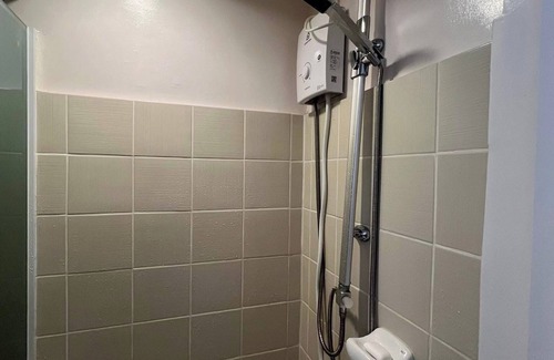 San Jose Apartment | Studio with City view,few minutes to Skyranch and Peoples Park and PicnicGroove