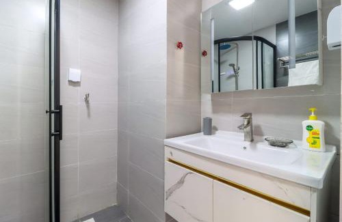 Nairobi Upper Hill Apartment | Studio with Pool&Gym Upperhill