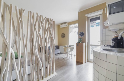 NoLo Apartment | Studio with terrace 100m from M1 subway red line!