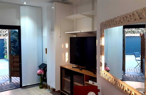 Juvignac Apartment | STUDIO WITH TERRACE AND GARDEN