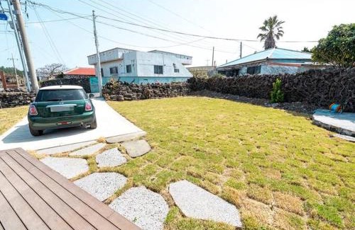 Hallim House | Studio Wolyoung