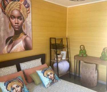 Balaruc-les-Bains Apartment | Studio zen piscine