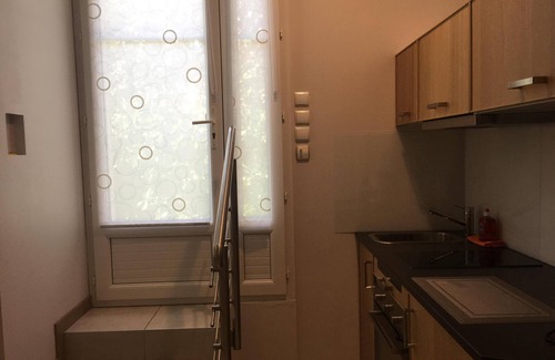 Sainte-Maxime City Centre Villa | Studio2 in villa with pool