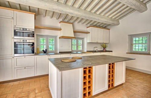San Casciano dei Bagni Villa | Stunning private villa for 10 people with WIFI, A/C, private pool and panoramic view
